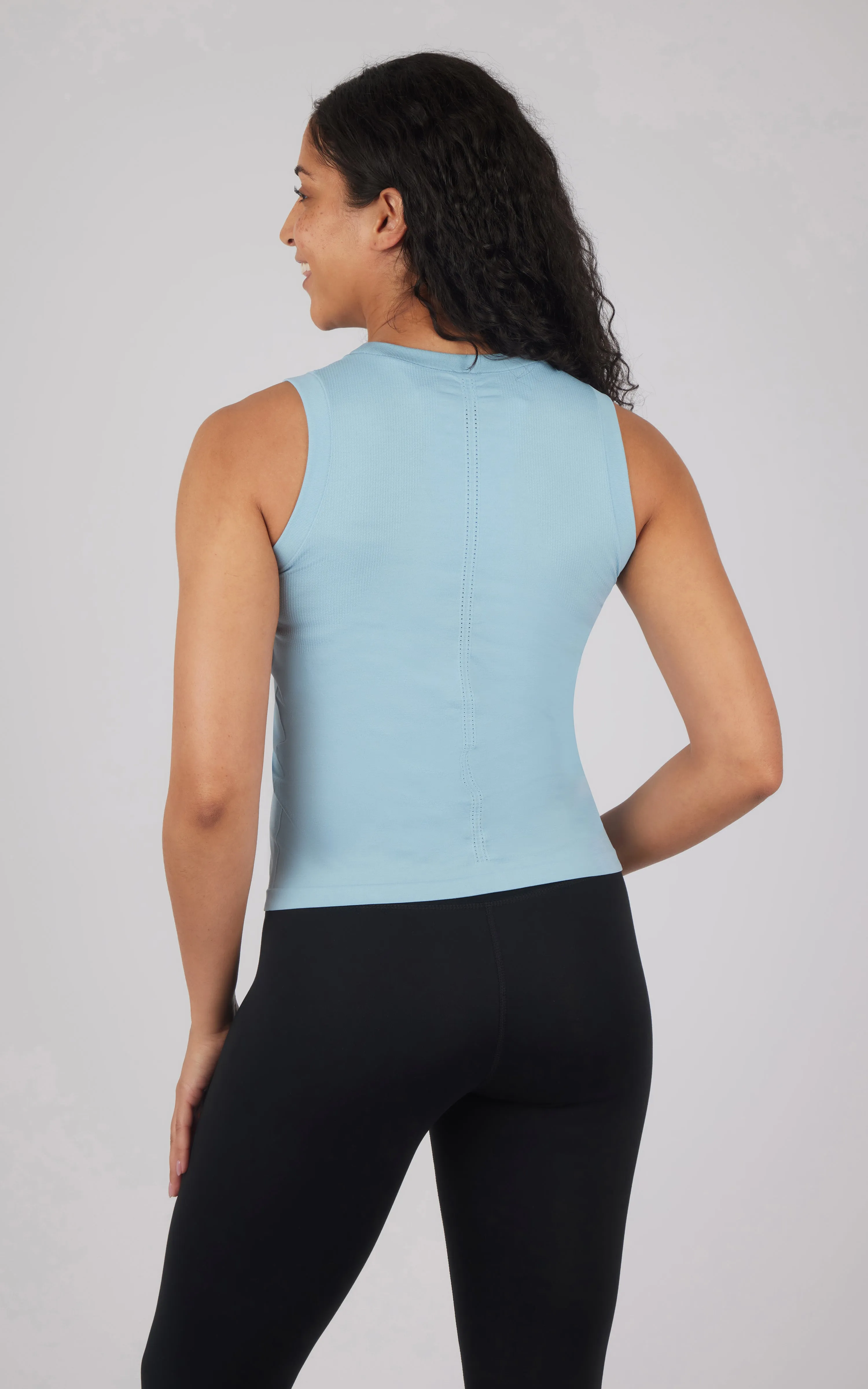 2 PK High Neck Tank