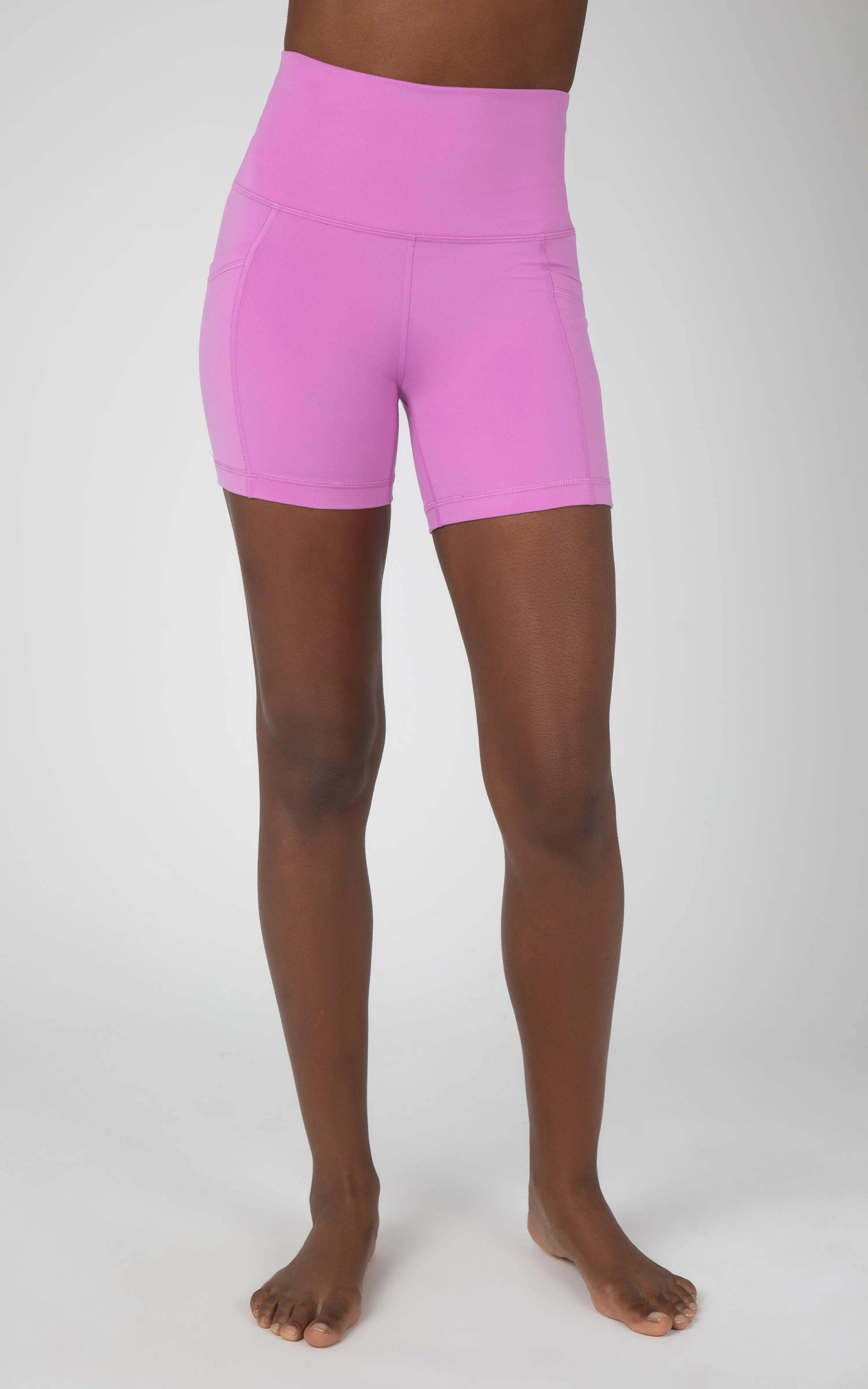 2 PK Lux Classic and Pocketed 5" Shorts