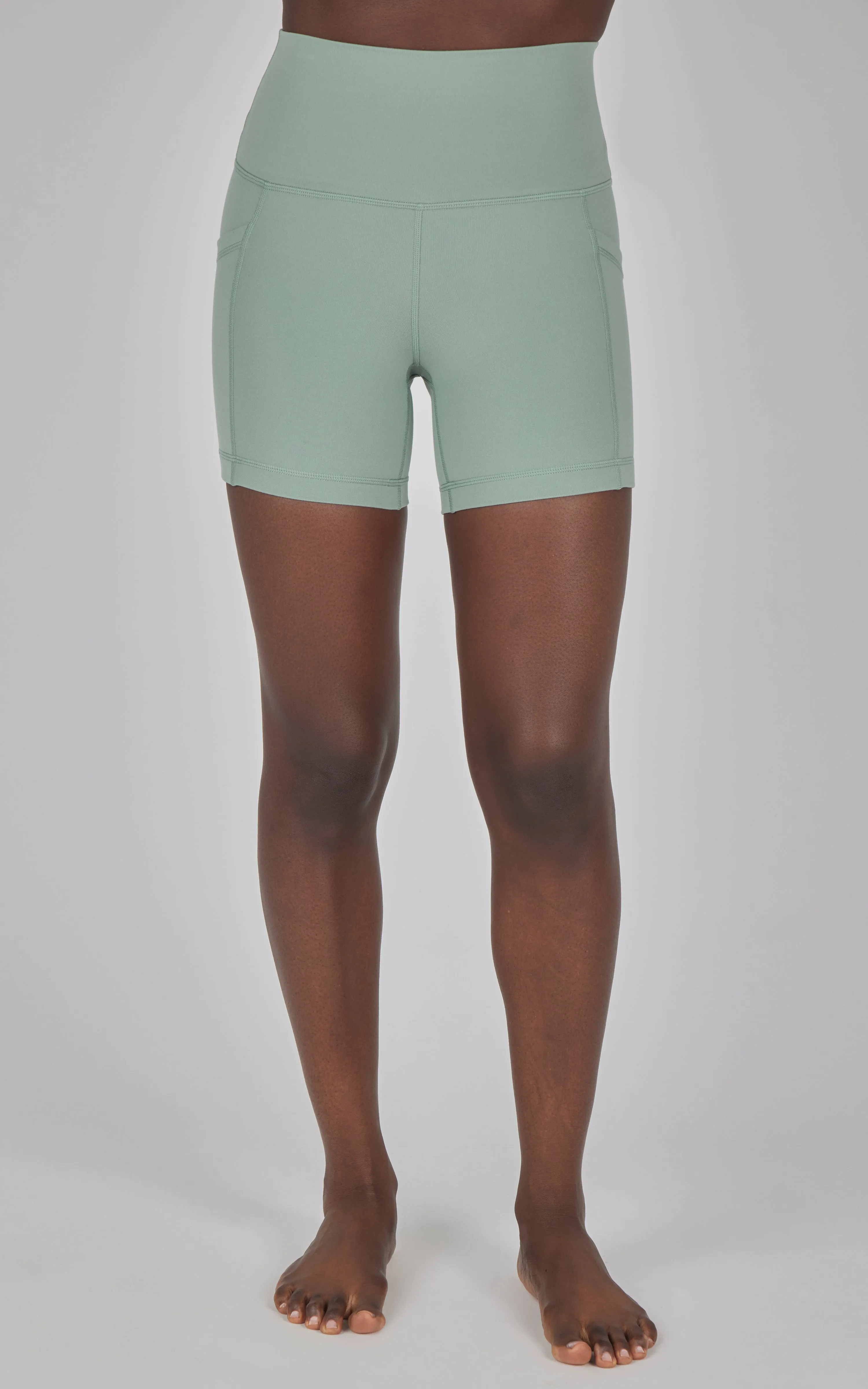2 PK Lux Classic and Pocketed 5" Shorts