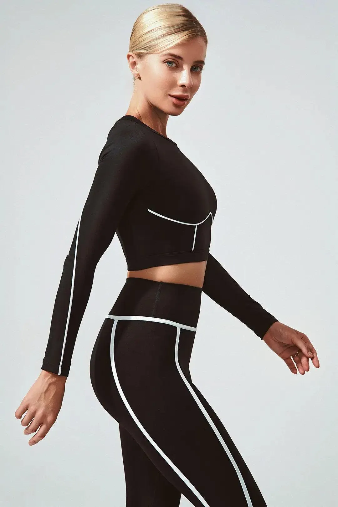 Clio Long Sleeve - Jet Black