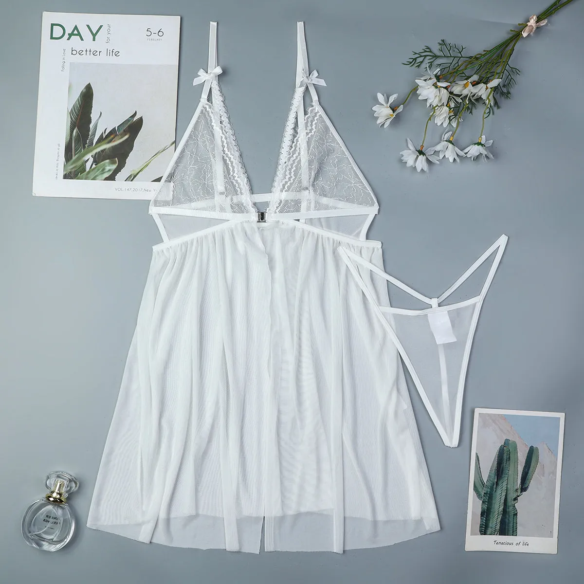 Contrast Lace Nightdress With Bowknot
