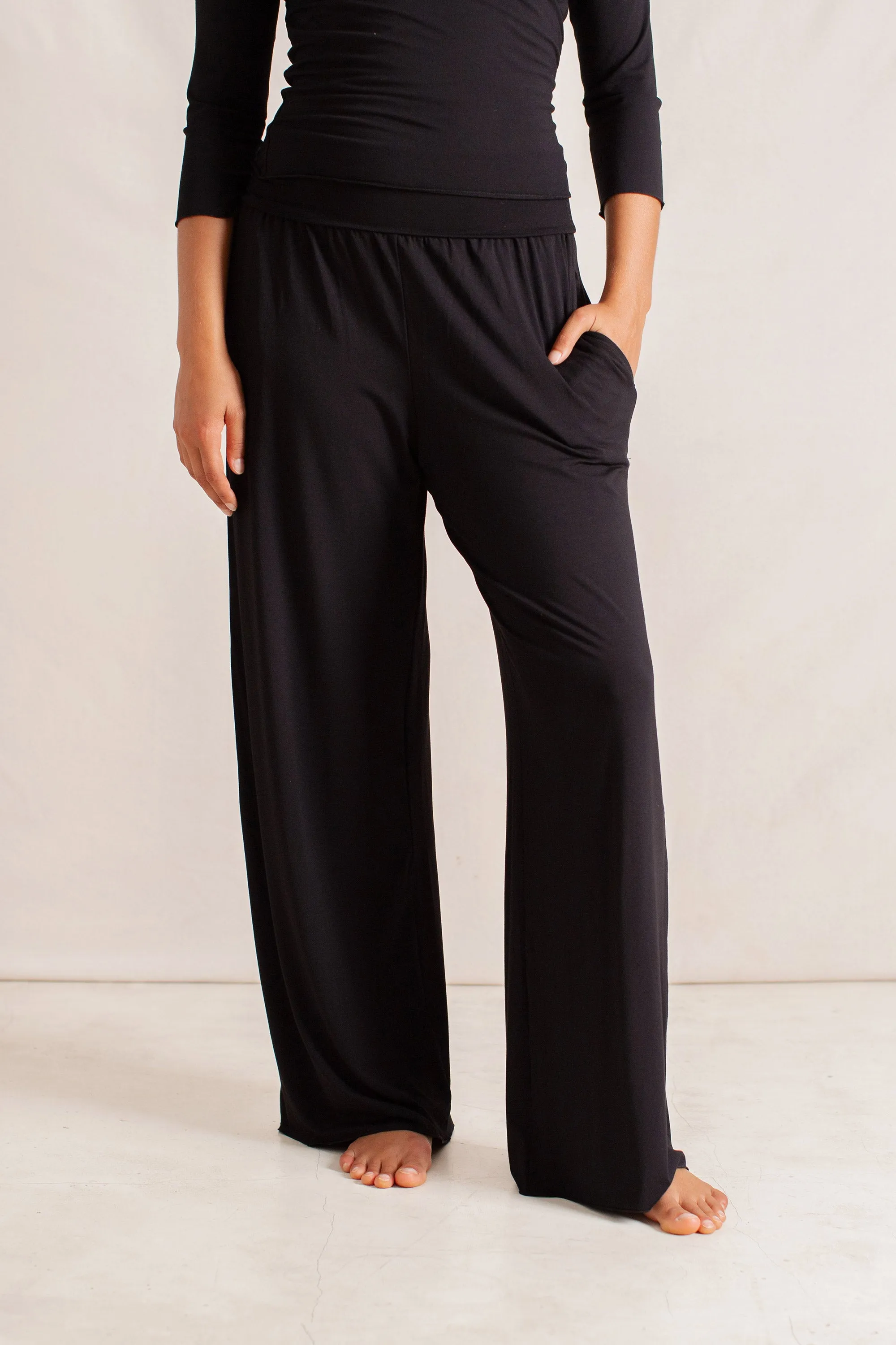 Honey Pants Black