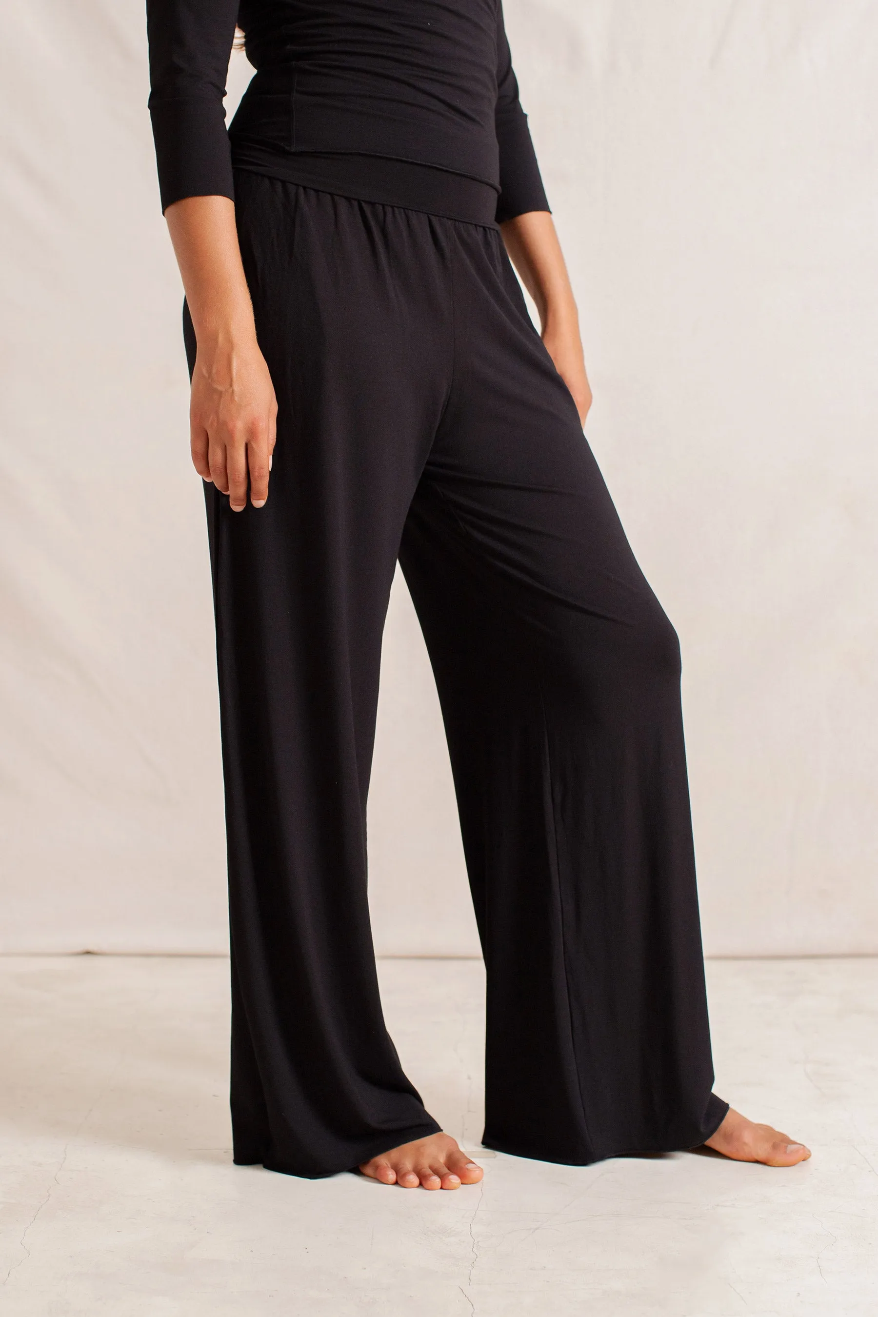 Honey Pants Black