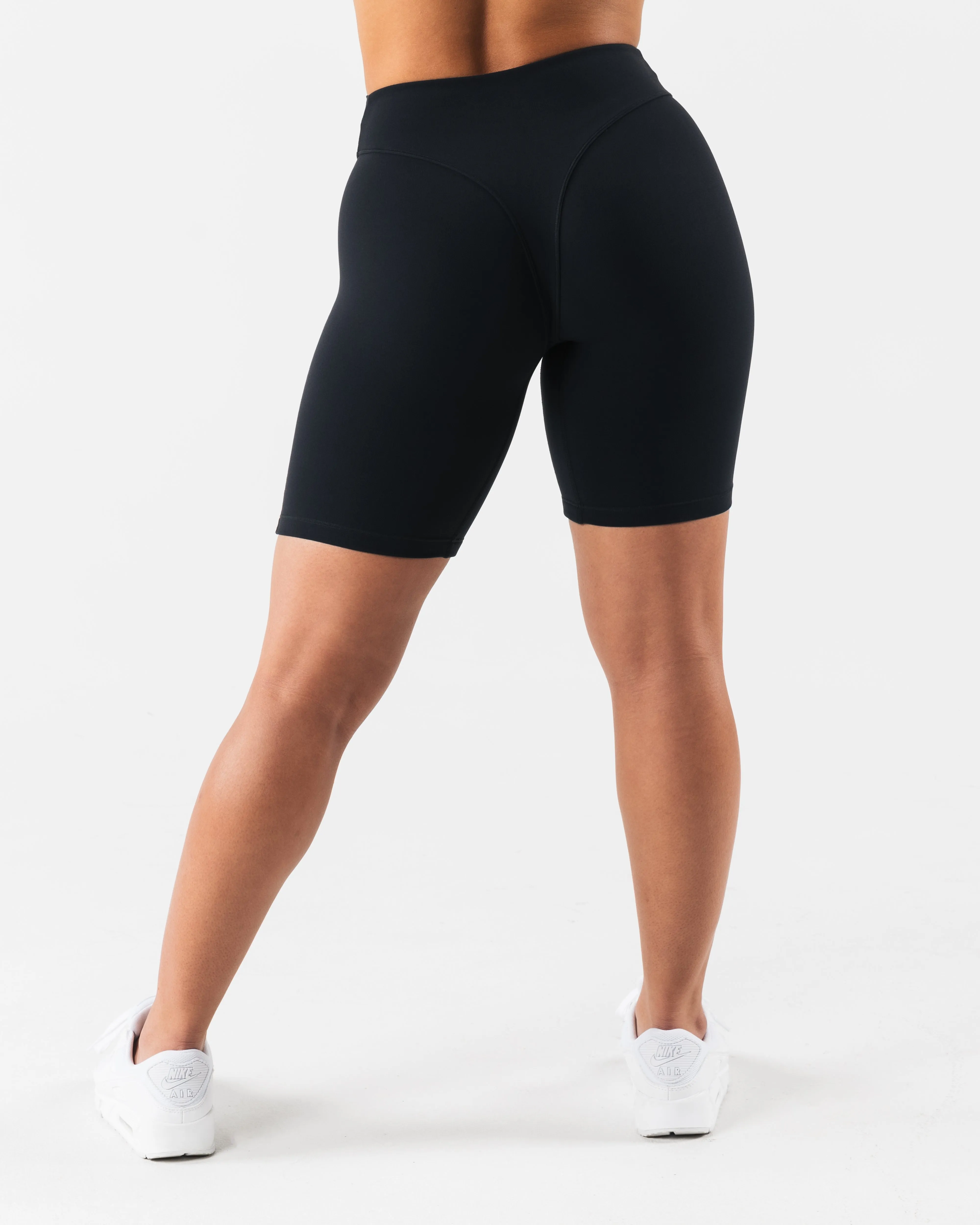Parker Short 7” - Black