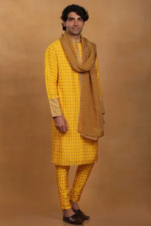 Yellow Wallflower Print Kurta Set With Stole