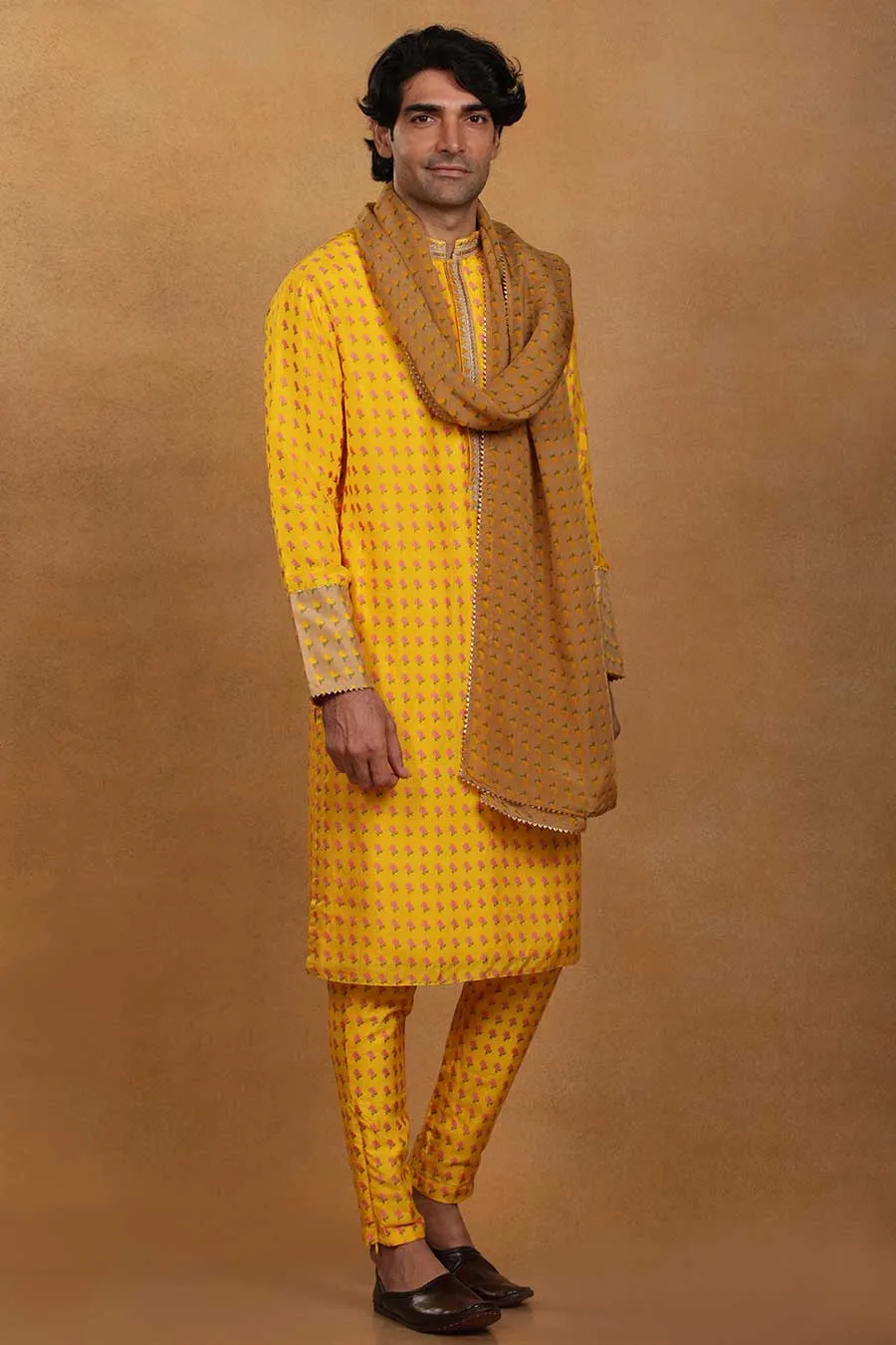 Yellow Wallflower Print Kurta Set With Stole